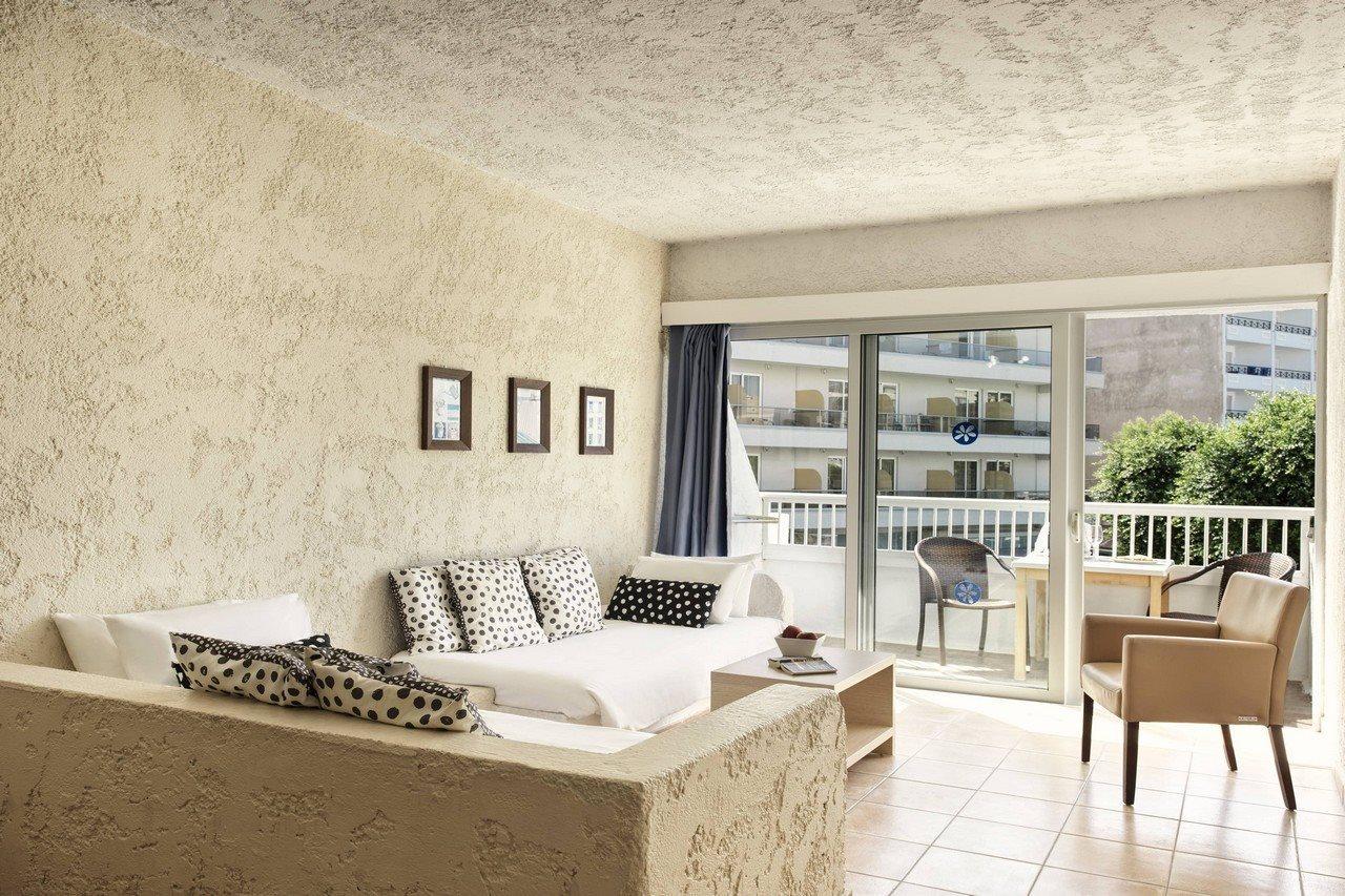 The By Esperia Aparthotel Rhodes City